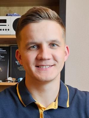 Юрий Лаврентьев